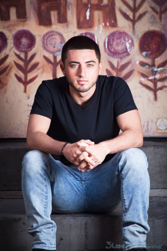 3 Light Photography, Headshots, Portraits, Fashion Shoot